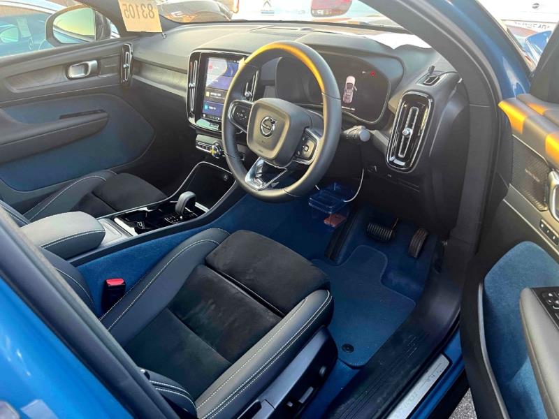 2022 Volvo C40 Recharge Ultime Twin