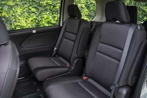 2019 Nissan Serena e-Power Hybrid - Thumbnail