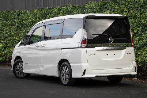 2019 Nissan Serena e-Power Hybrid - Thumbnail
