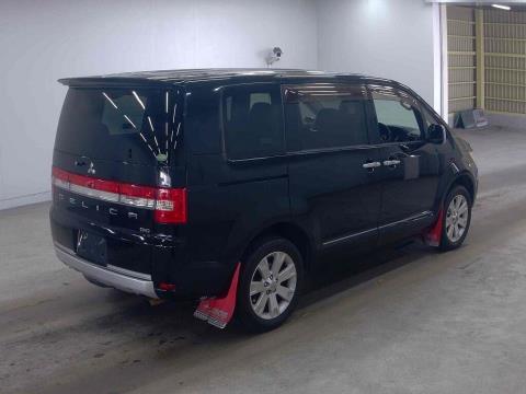 2013 Mitsubishi Delica D:5 4WD - Thumbnail