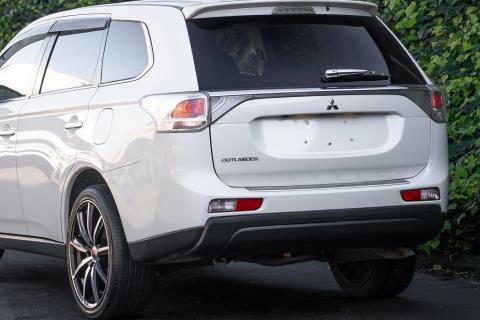 2013 Mitsubishi Outlander 24G 4WD - Thumbnail