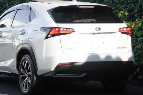 2015 Lexus NX 300h - Thumbnail