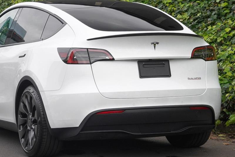 2022 Tesla Model Y Performance AWD