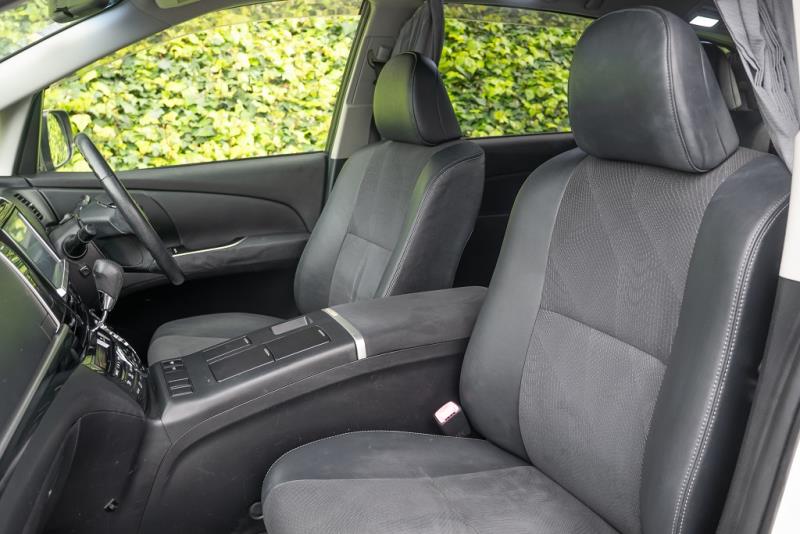 2014 Toyota Estima Hybrid Aeras