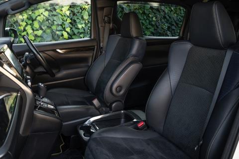 2018 Toyota Vellfire 2.5Z / Alphard - Thumbnail