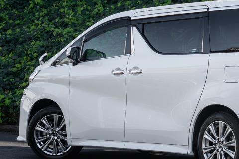 2018 Toyota Vellfire 2.5Z / Alphard - Thumbnail