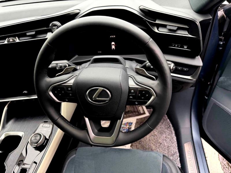 2023 Lexus RZ 450e