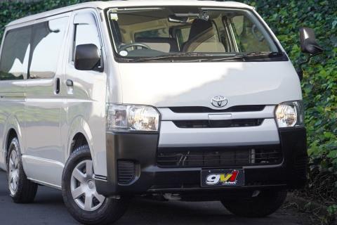 2020 Toyota Hiace ZL 5 Door - Thumbnail