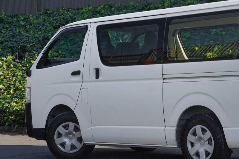 2020 Toyota Hiace ZL 5 Door