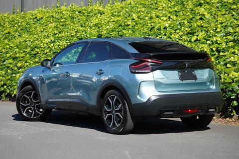 2022 Citroen e-c4 Shine Electric - Thumbnail