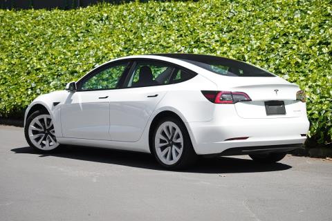 2021 Tesla Model 3 Long Range AWD - Thumbnail