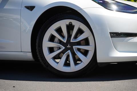 2021 Tesla Model 3 Long Range AWD - Thumbnail