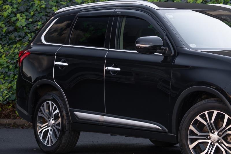2017 Mitsubishi Outlander 24G 4WD