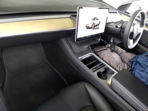 2023 Tesla Model Y 60kWh - Thumbnail