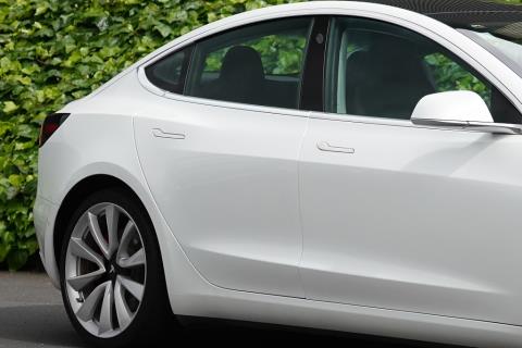 2021 Tesla Model 3 Long Range AWD - Thumbnail