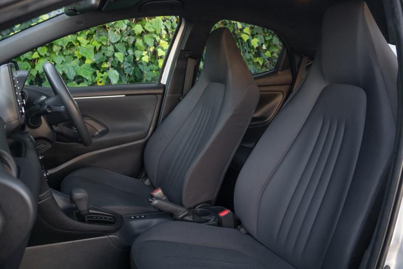2022 Toyota Yaris Hybrid X / Vitz