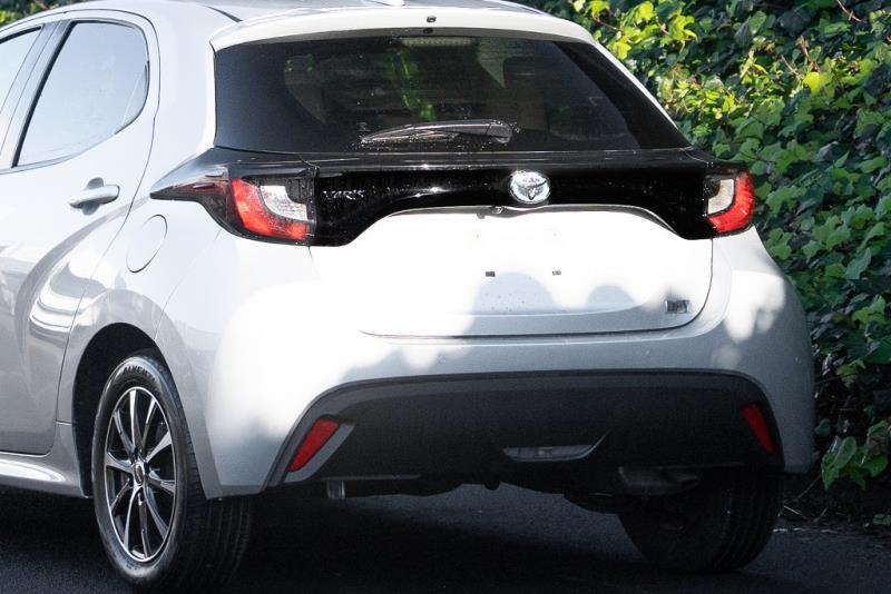 2022 Toyota Yaris Hybrid X / Vitz