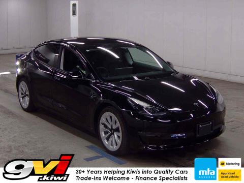 2021 Tesla Model 3 Long Range AWD - Thumbnail