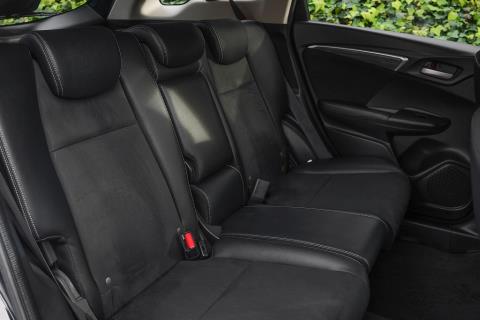 2015 Honda Shuttle Z Hybrid - Thumbnail