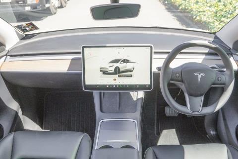 2022 Tesla Model Y 60kWh - Thumbnail