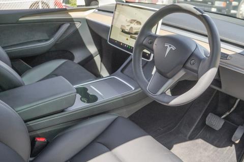 2022 Tesla Model Y 60kWh - Thumbnail
