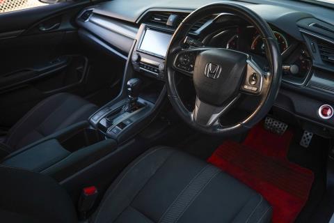 2017 Honda Civic RS Turbo - Thumbnail