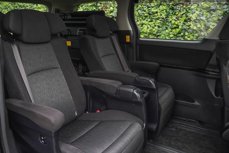 2015 Toyota Vellfire 2.4Z G / Alphard