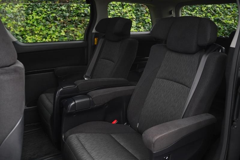 2015 Toyota Vellfire 2.4Z G / Alphard