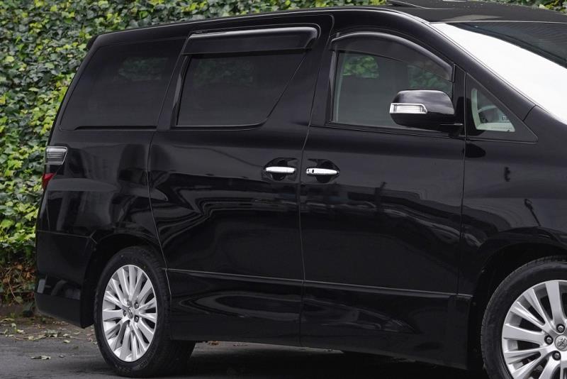 2015 Toyota Vellfire 2.4Z G / Alphard