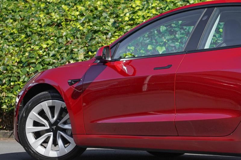 2022 Tesla Model 3 Long Range AWD