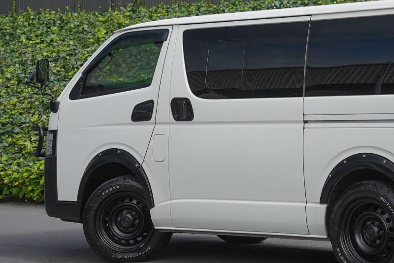 2019 Toyota Hiace ZL 4x4