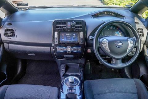 2016 Nissan Leaf 30X 60% SOH - Thumbnail