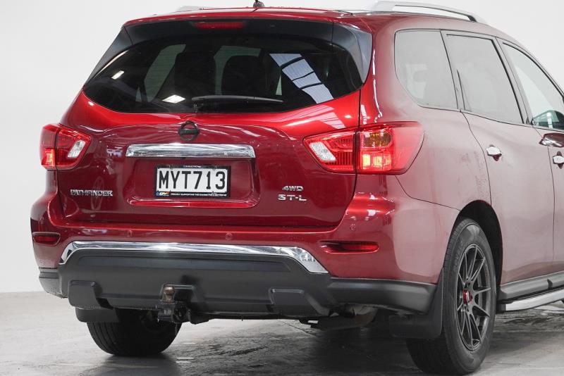 2020 Nissan Pathfinder ST-L 4WD