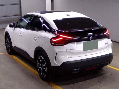 2023 Citroen e-C4 Shine Electric - Thumbnail