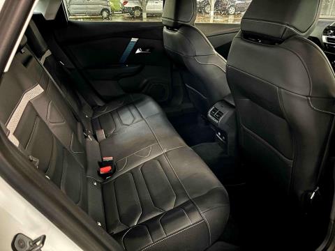 2023 Citroen e-C4 Shine Electric - Thumbnail