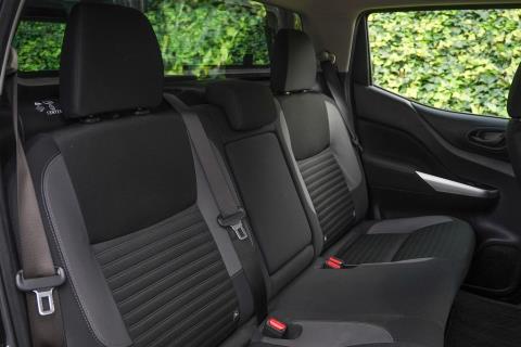 2022 Nissan Navara SL 2.3D D/Cab - Thumbnail