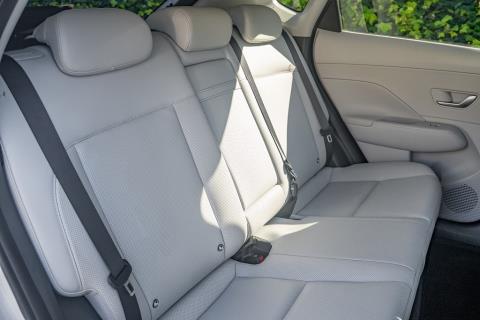 2023 Hyundai Kona Voyage 64kWh - Thumbnail