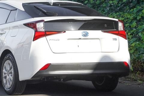 2021 Toyota Prius S Hybrid - Thumbnail