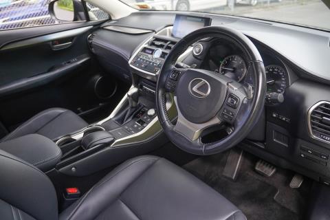 2017 Lexus NX 200t - Thumbnail