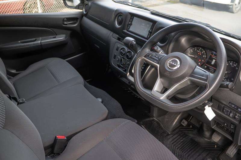 2022 Nissan NV350 / Caravan