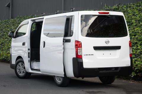 2022 Nissan NV350 / Caravan - Thumbnail