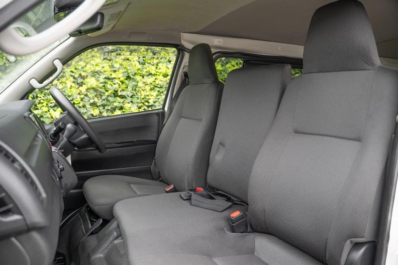 2022 Toyota Hiace ZL 5 Door