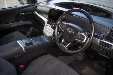 2016 Toyota Estima Aeras Hybrid - Thumbnail
