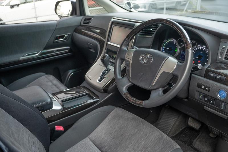 2014 Toyota Vellfire / Alphard Hybrid