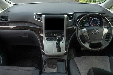 2014 Toyota Vellfire / Alphard Hybrid - Thumbnail