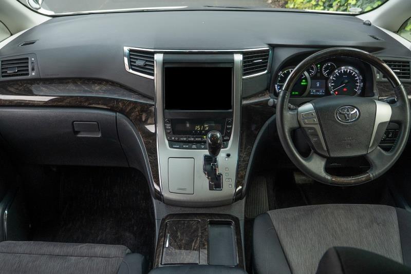 2014 Toyota Vellfire / Alphard Hybrid