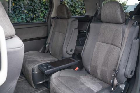 2014 Toyota Vellfire / Alphard Hybrid - Thumbnail