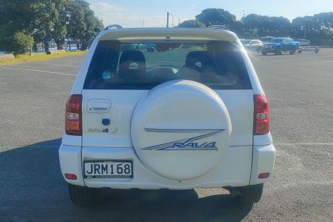 2005 Toyota RAV4L Sport 4WD - Thumbnail