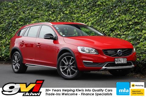 2016 Volvo V60 D4 Cross Country - Thumbnail