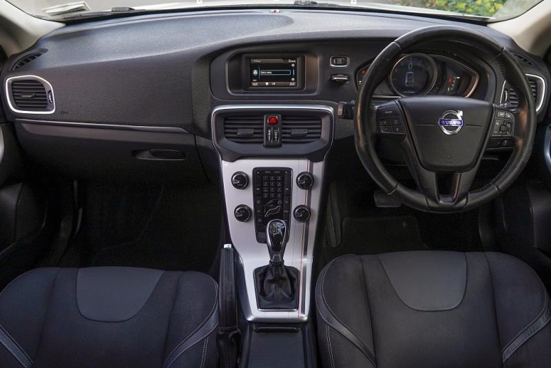 2016 Volvo V40 T4 2.0P